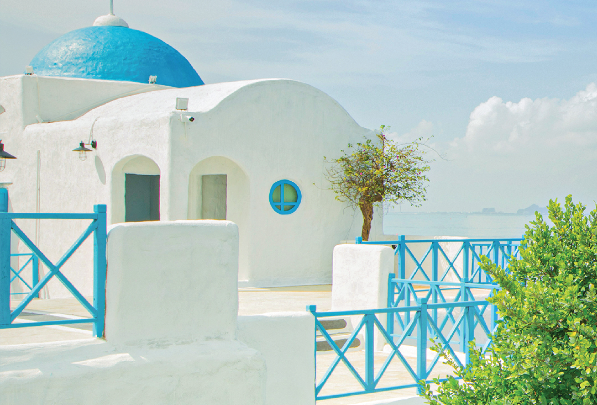 ギリシャのサントリーニ島をモチーフにした「ソンチャーマリーナ」到着